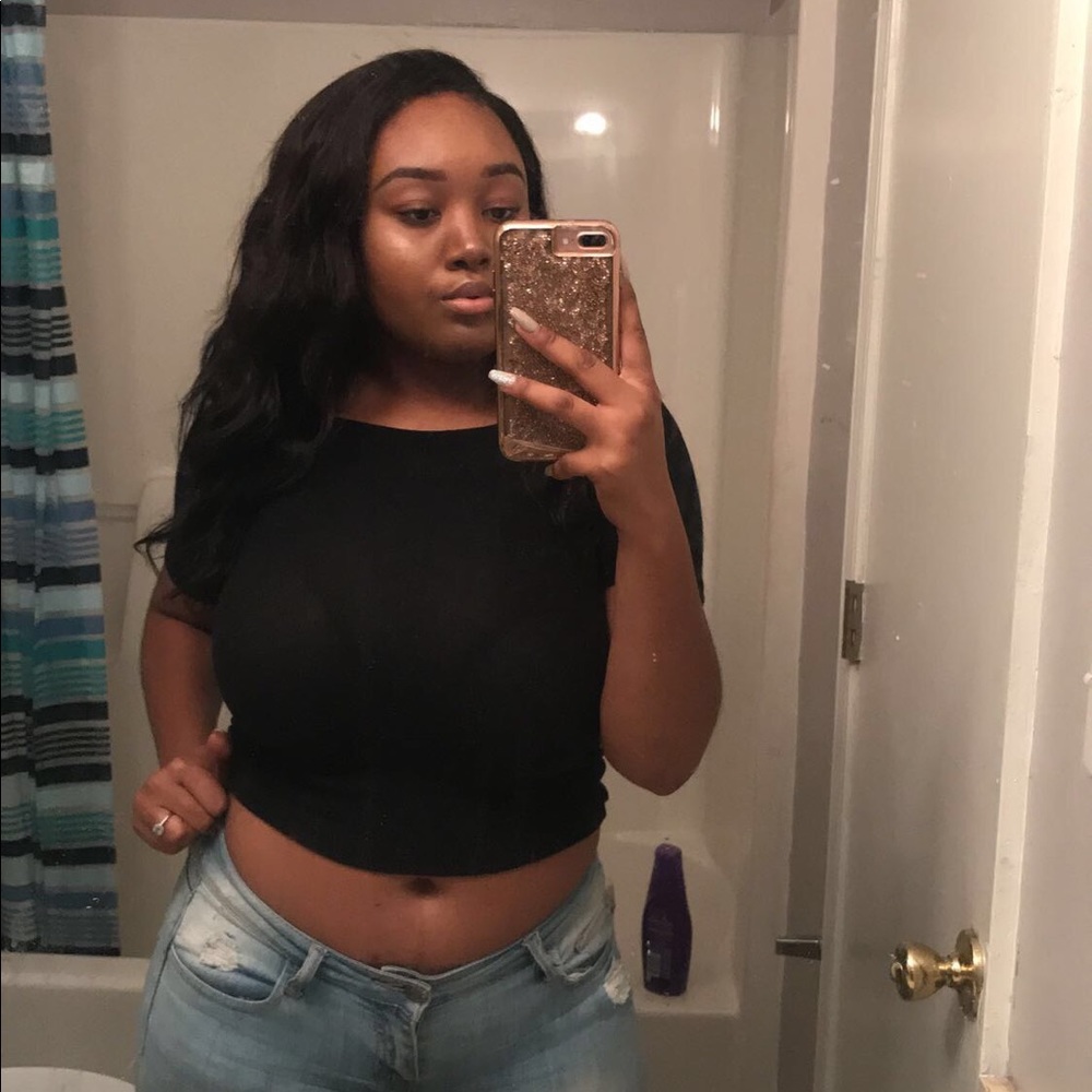 Meet your Posher, Cierra